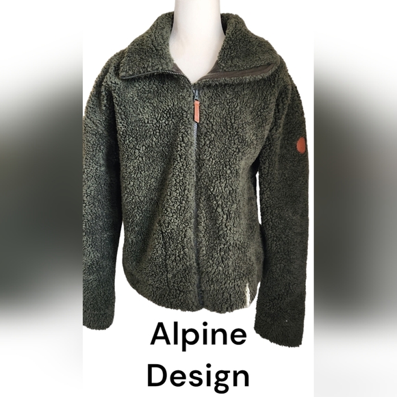 Alpine Design Jackets & Blazers - Alpine Design Green Sherpa Jacket. Size L